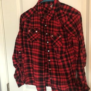 Guess woman’s button down